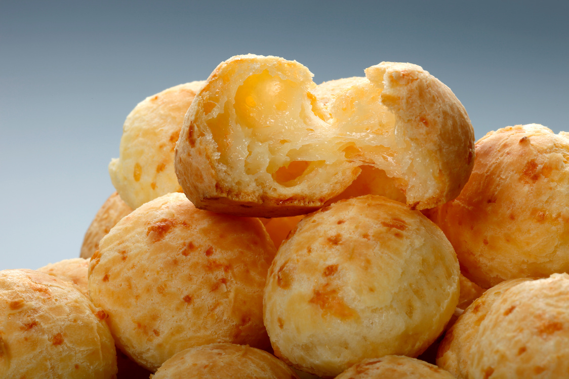 Brazilian snack cheese bread
